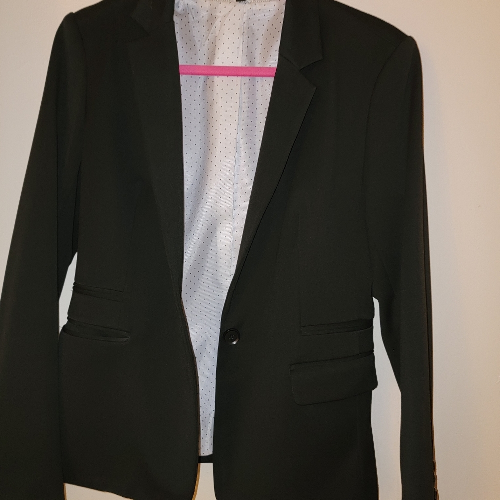 Express Suit